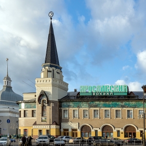Ансамбль площади, IX-XX вв., — Здание Ярославского вокзала